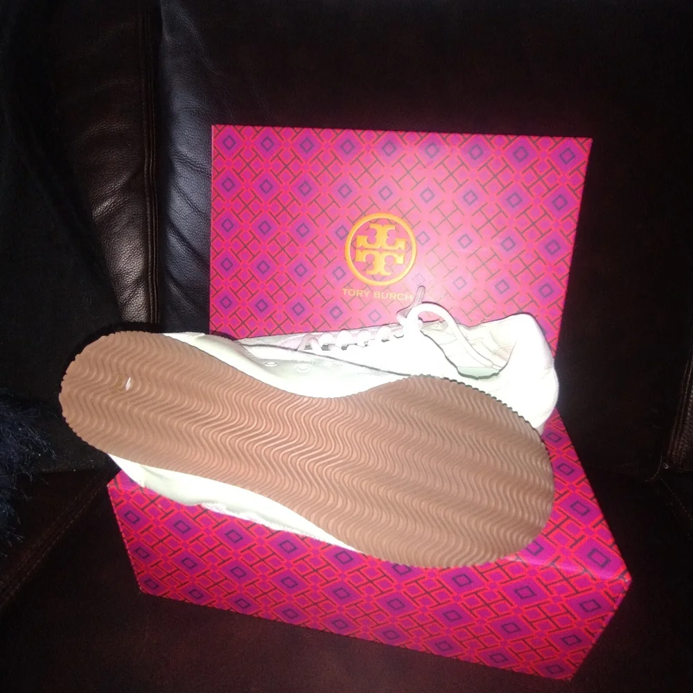 Tory Burch💥 Mint Chip Tiffany Green TT LOGO Womrnd Shoes Sneakers - Sz 9